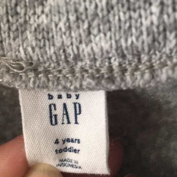 Kids Gap boys sweater - Picture 2 of 3